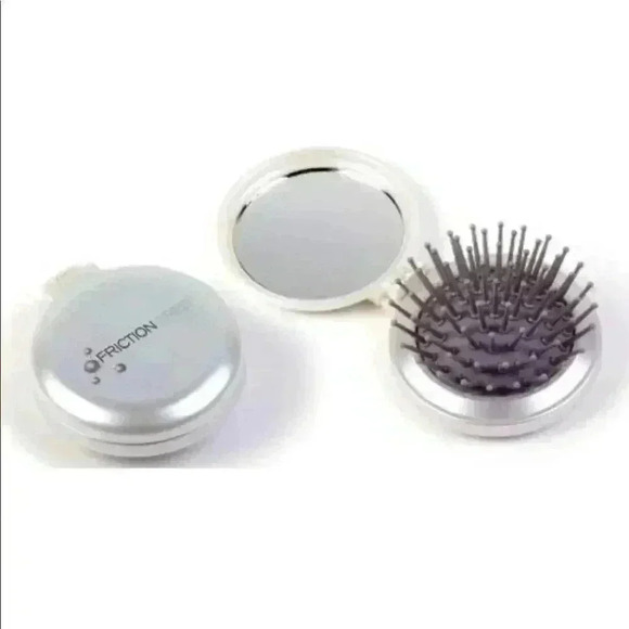 2 Cricket Friction free Cushion Folding Brush - Picture 2 of 2